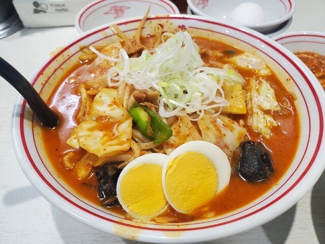 Ramen at 도쿄 도시마의 붉은 전설: 모우코 탄멘 나카모토, 미각의 한계를 시험하는 궁극의 미학 (Best Ramen in Tokyo, Toshima) in Tokyo, Toshima