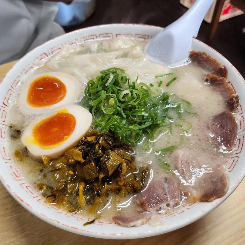 Ramen at Nagahama No.1: The Definitive Tonkotsu Pilgrimage – Best Ramen in Fukuoka, Chuo in Fukuoka, Chuo